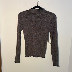 Woman’s Metallic Ribbed Mock Neck Sweater Top